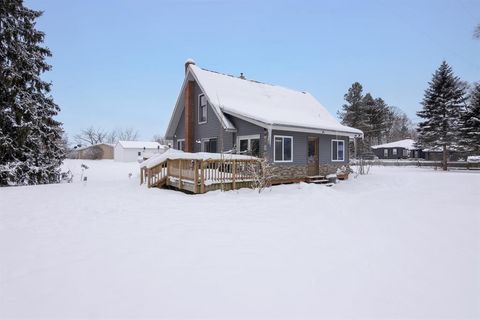 A home in Cleon Twp