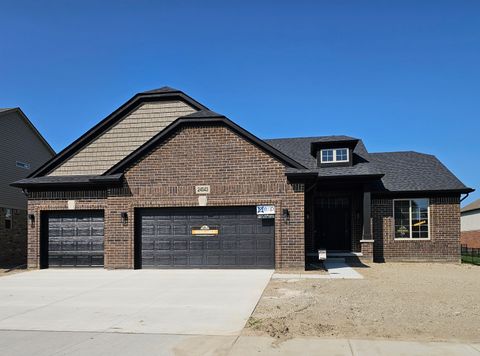 A home in Macomb Twp