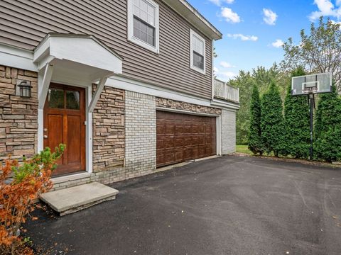 A home in Bloomfield Twp