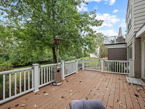 A home in Bloomfield Twp