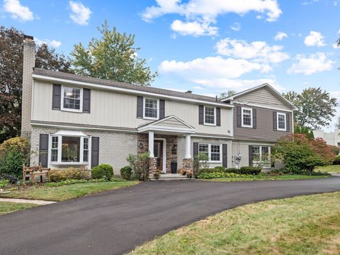 A home in Bloomfield Twp