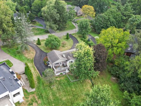 A home in Bloomfield Twp