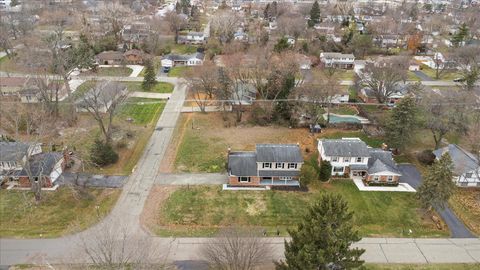 A home in West Bloomfield Twp