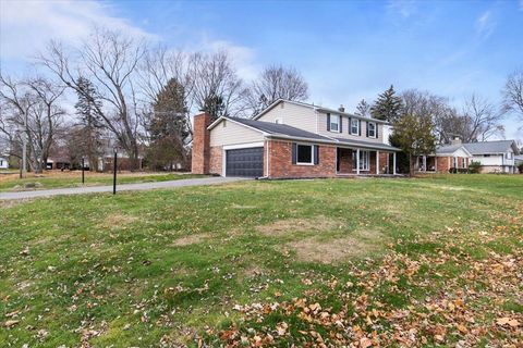 A home in West Bloomfield Twp