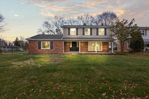 A home in West Bloomfield Twp