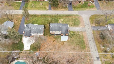 A home in West Bloomfield Twp