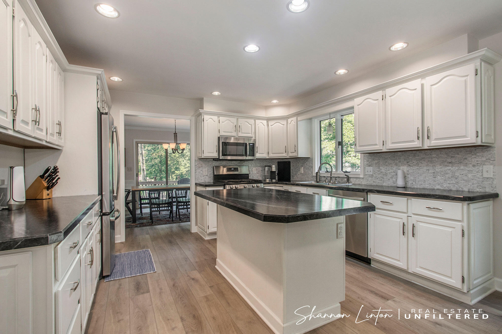 Photo 17 of 61 of 17974 Holcomb Hills Road house