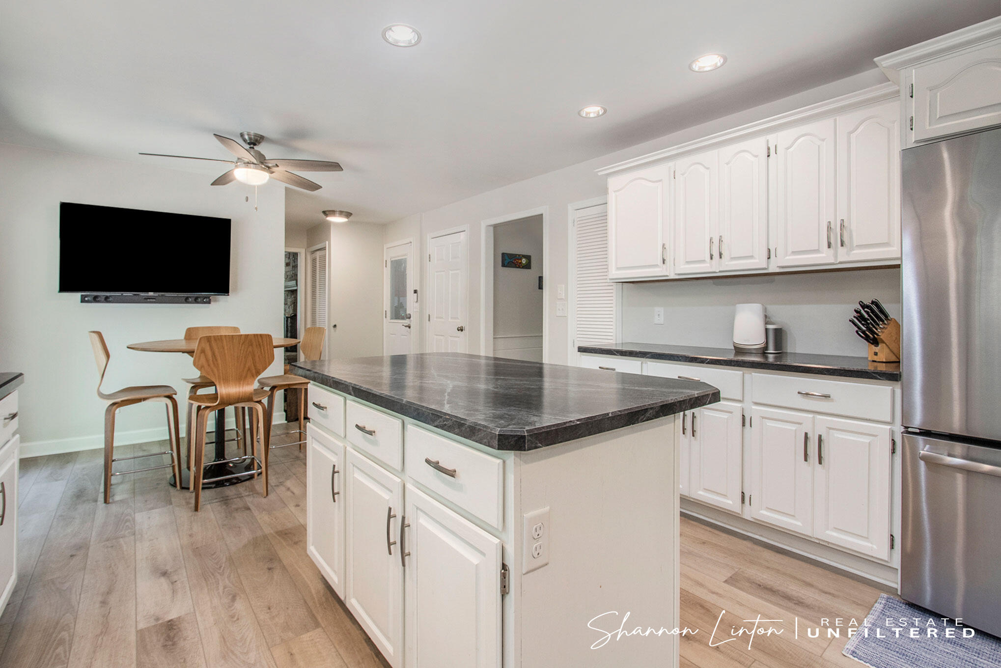 Photo 19 of 61 of 17974 Holcomb Hills Road house