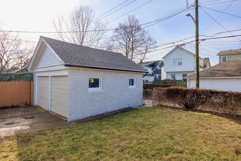 A home in Grosse Pointe Park