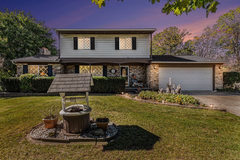 A home in Grand Blanc Twp