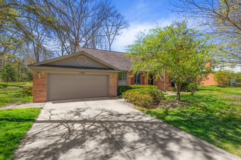 A home in Bloomfield Twp