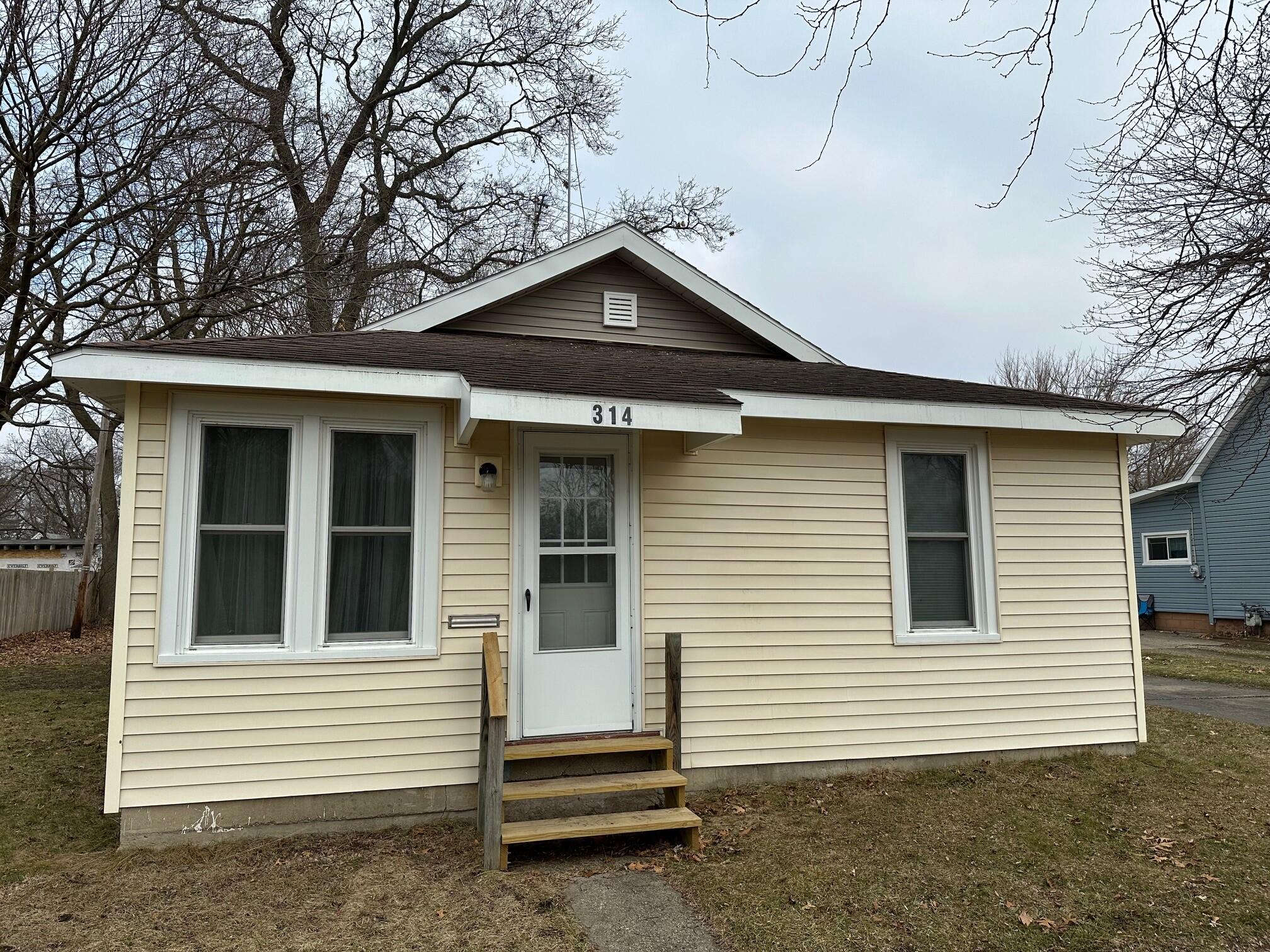 View Three Rivers, MI 49093 house