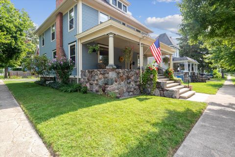 A home in Dowagiac