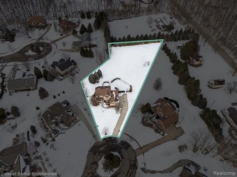A home in HartlandTownship_Livingston