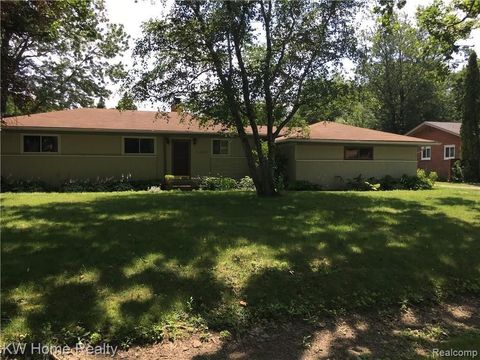 A home in Farmington Hills