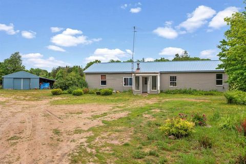 A home in Rapid River Twp