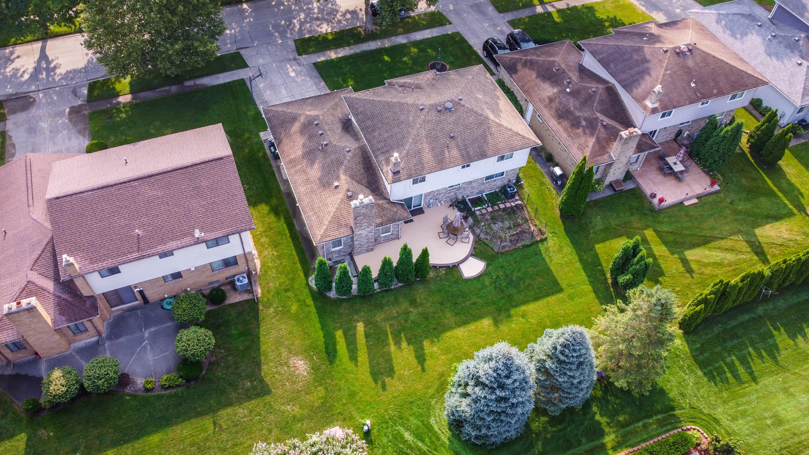 Photo 59 of 63 of 5305 Greendale Drive house