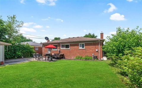 A home in Dearborn Heights