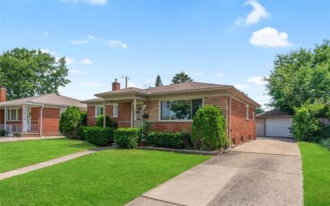 A home in Dearborn Heights