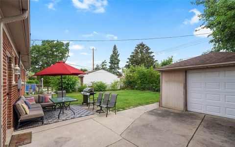 A home in Dearborn Heights