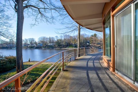 A home in Spring Lake Twp