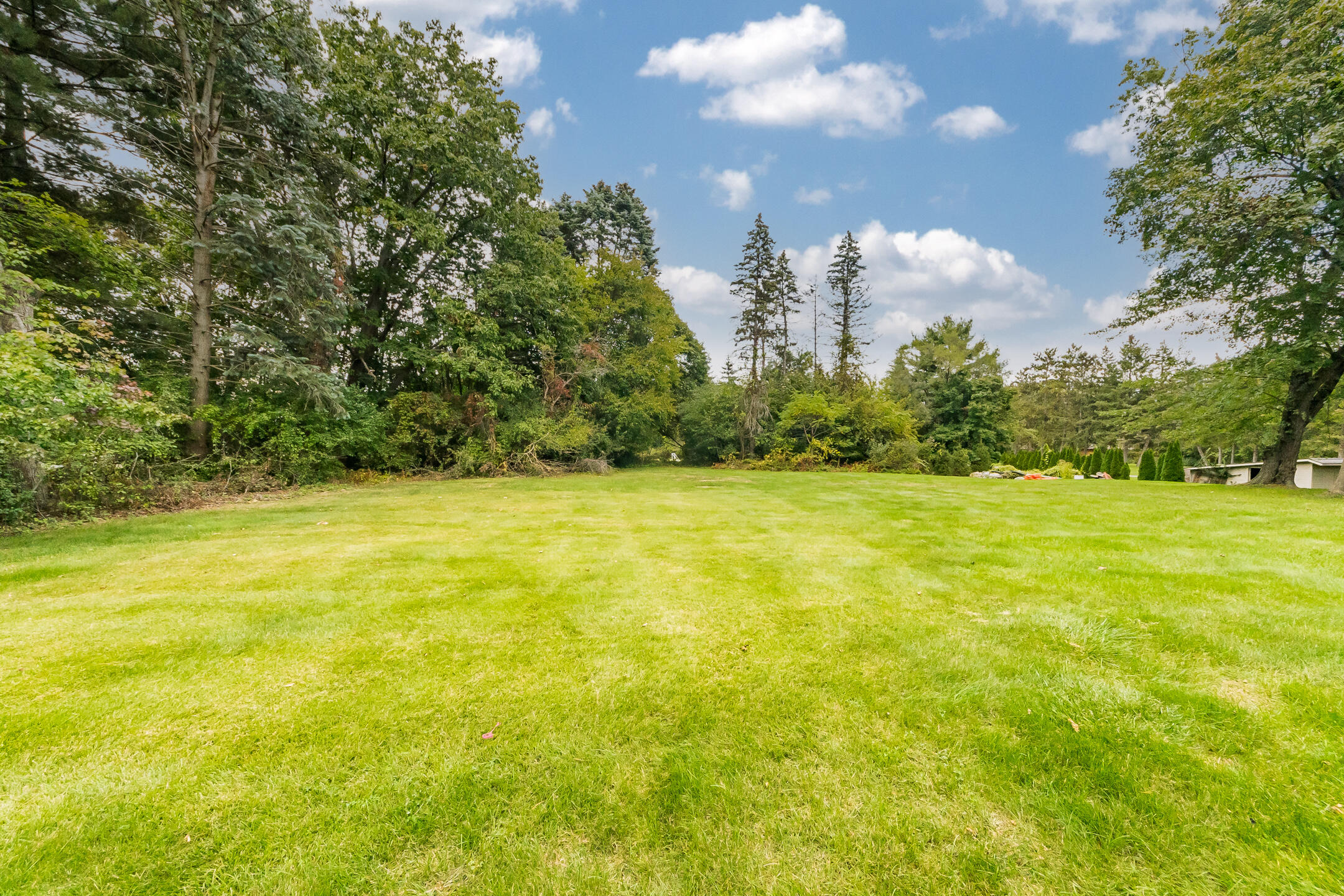 46920 W Seven Mile Road