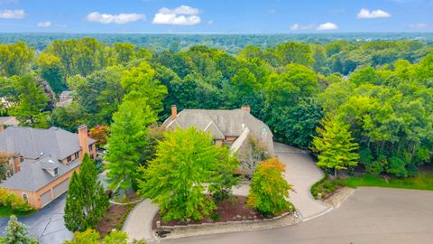 A home in Bloomfield Twp