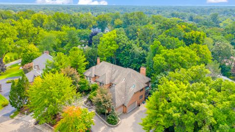 A home in Bloomfield Twp