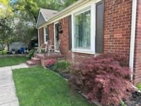 A home in Inkster