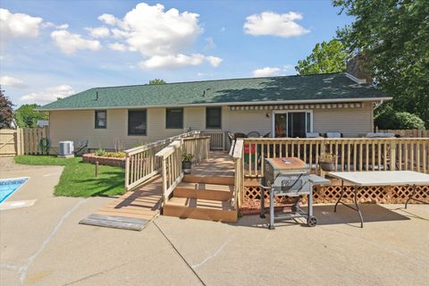 A home in Grand Blanc Twp