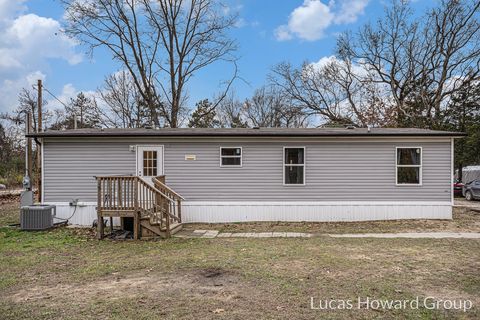 A home in Lawton Vlg