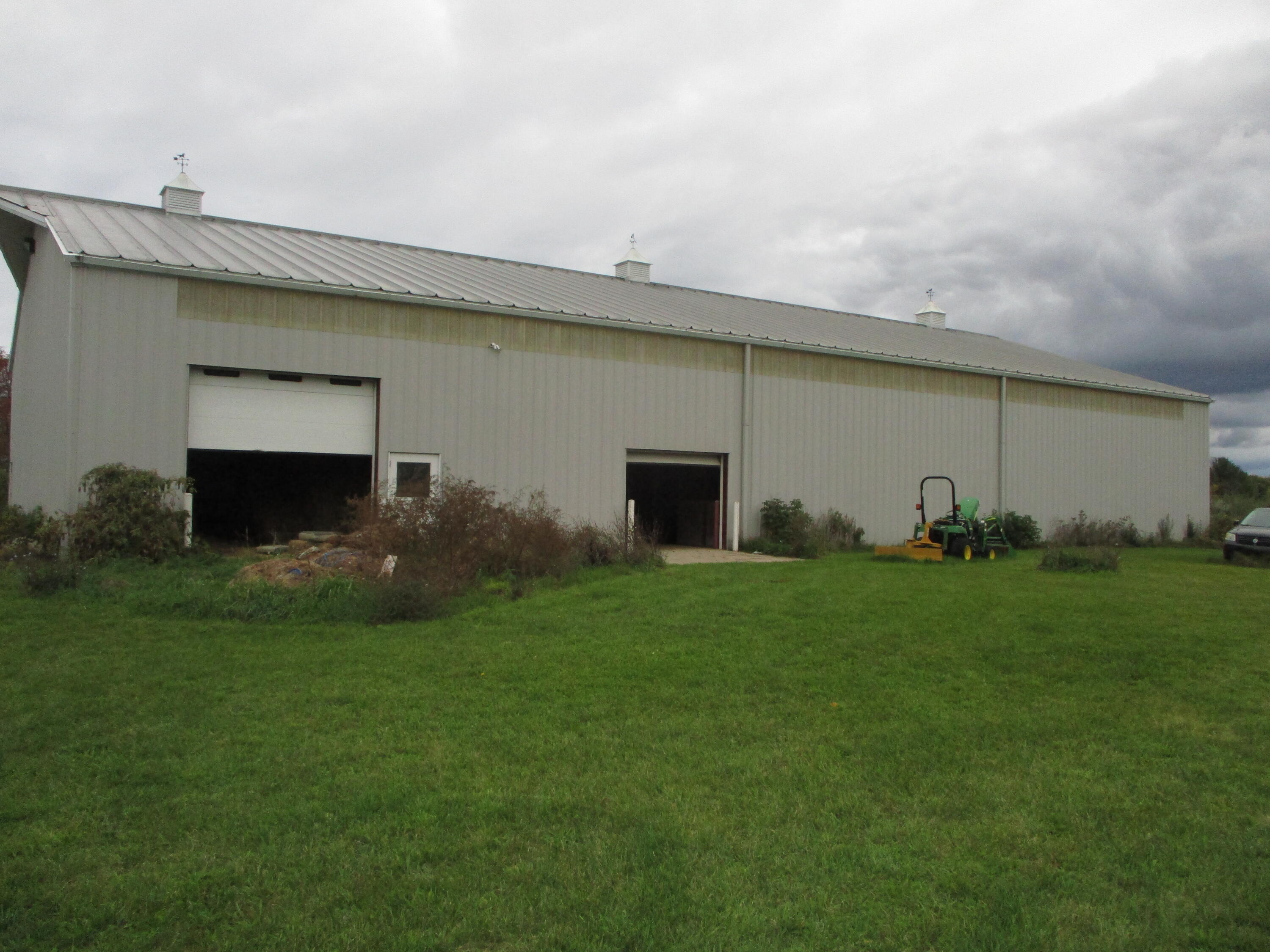 5400 13 Mile Road NE