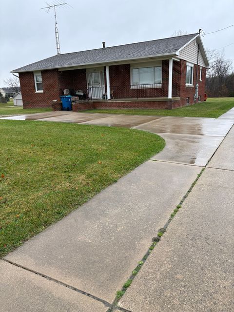 A home in Fenton Twp