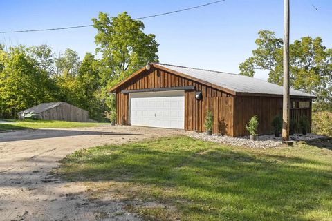 A home in Joyfield Twp