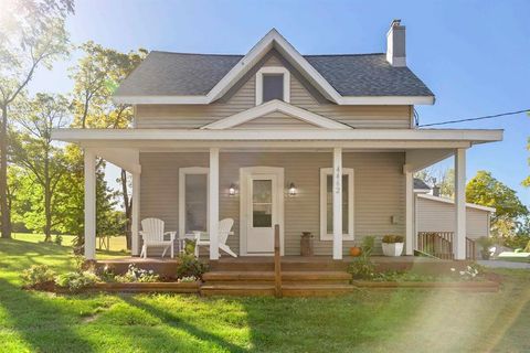 A home in Joyfield Twp