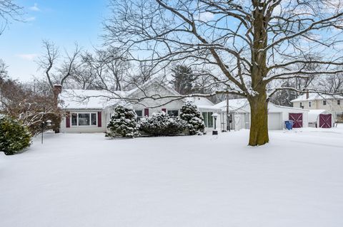 A home in Kalamazoo Twp