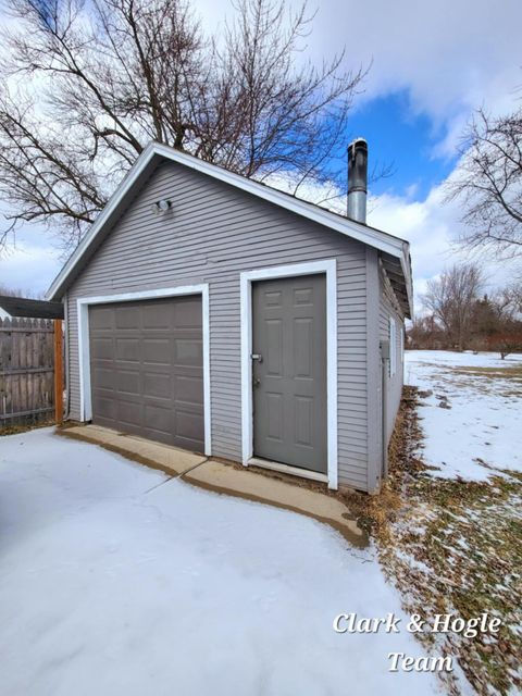 A home in DeWitt Twp