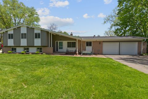 A home in West Bloomfield Twp