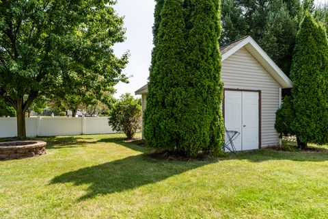 A home in Lincoln Twp