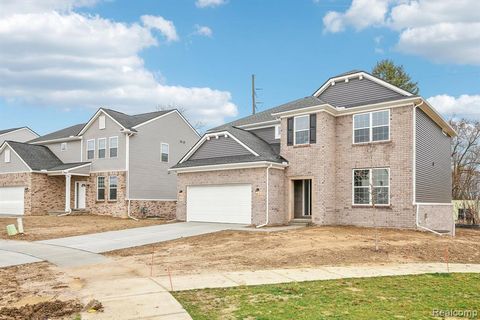 A home in Lyon Twp