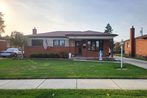 A home in Warren