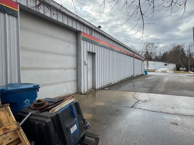 5981 FULTON St. Street