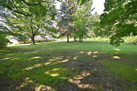 A home in Burdell Twp