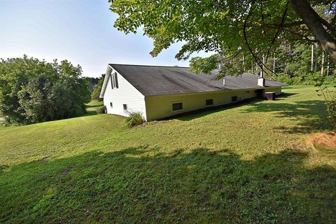 A home in Burdell Twp