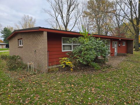 A home in Lincoln Twp