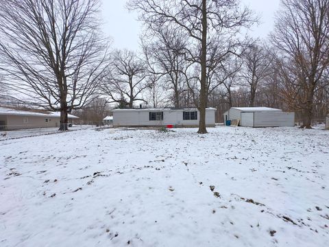 A home in Decatur Vlg