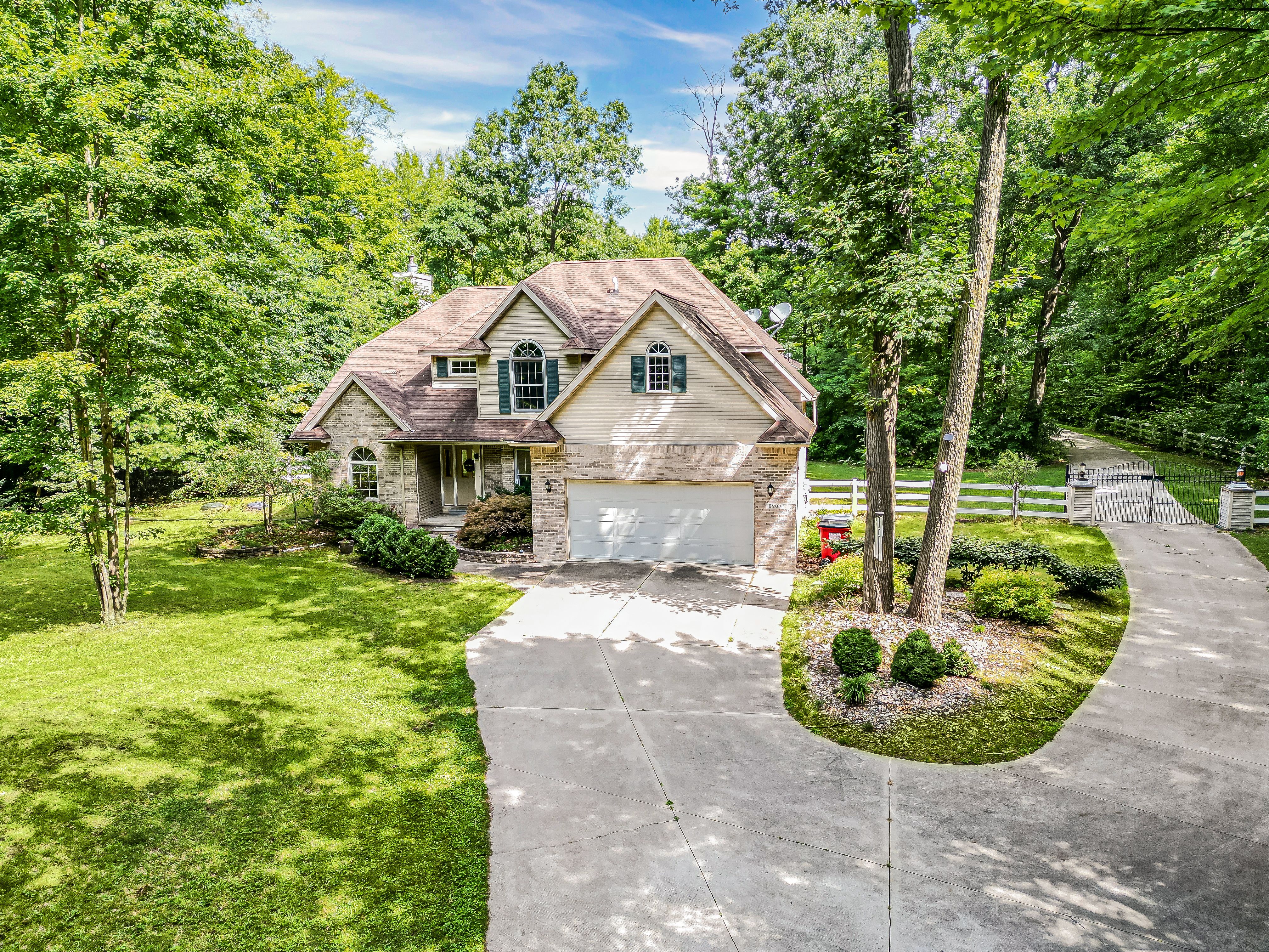 8707 SPRING VALLEY Lane