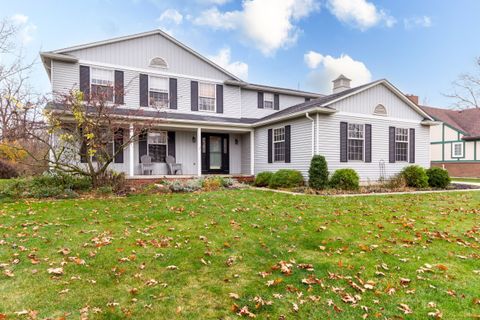 A home in Grosse Ile Twp