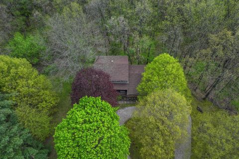 A home in Groveland Twp