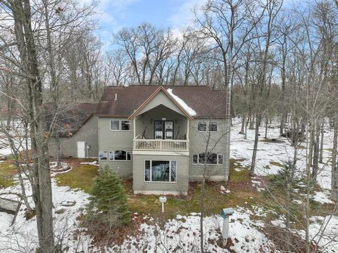 A home in Haring Twp